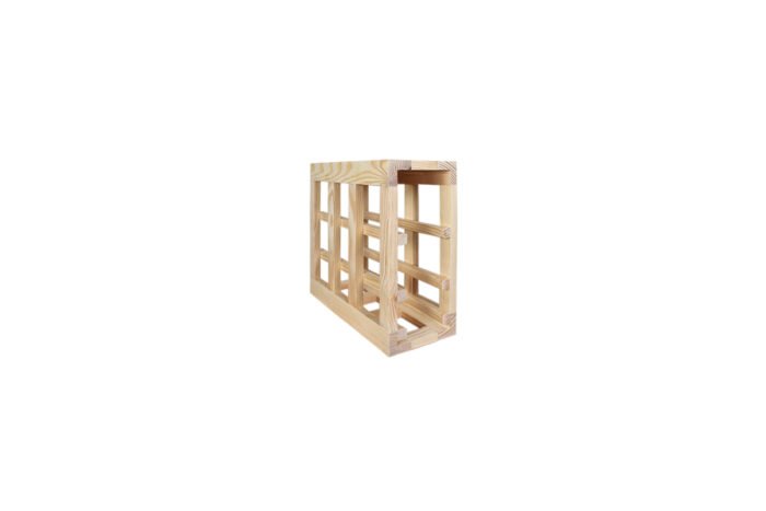 Winenest stackable wine shelf in pine wood